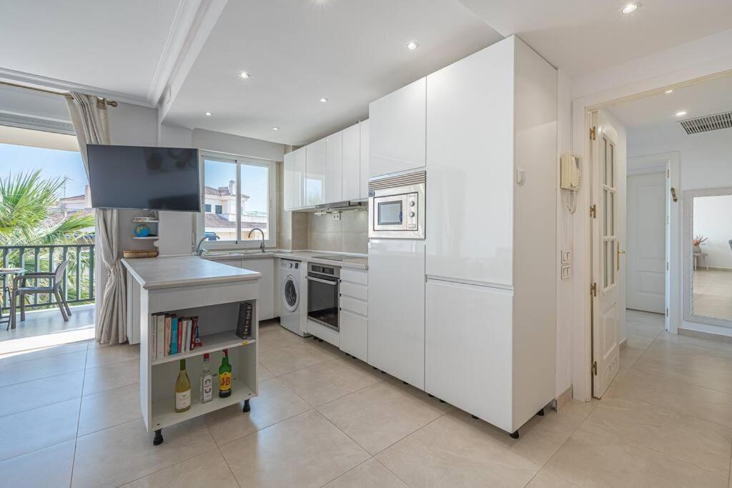 Appartement Flat -puerto Banus -6 A 8 Persons-pool-parking