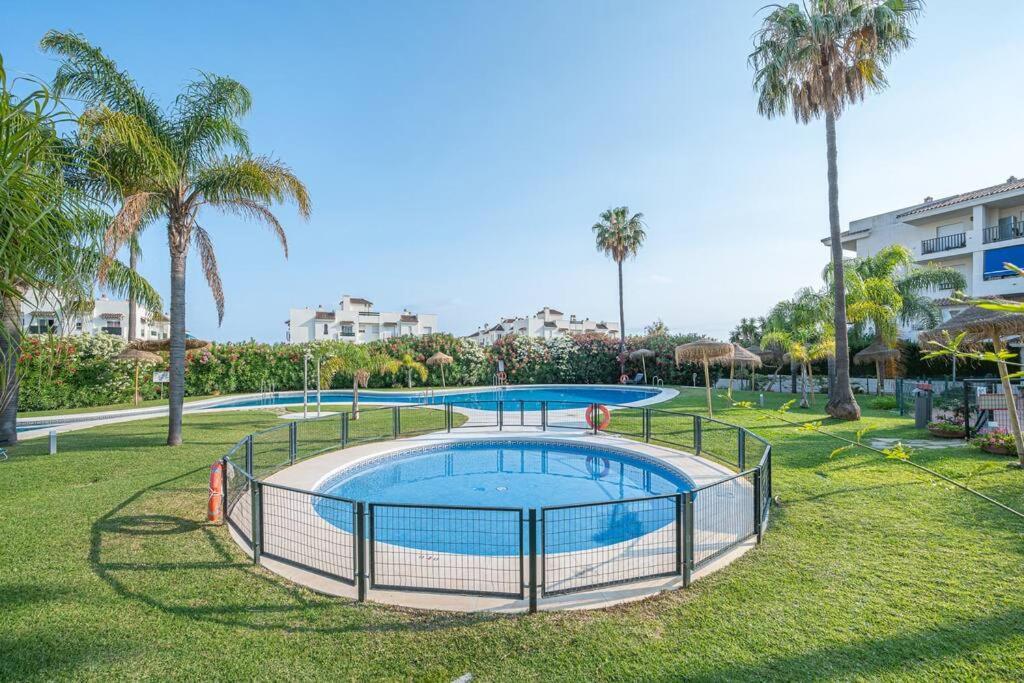 Appartement Flat -puerto Banus -6 A 8 Persons-pool-parking