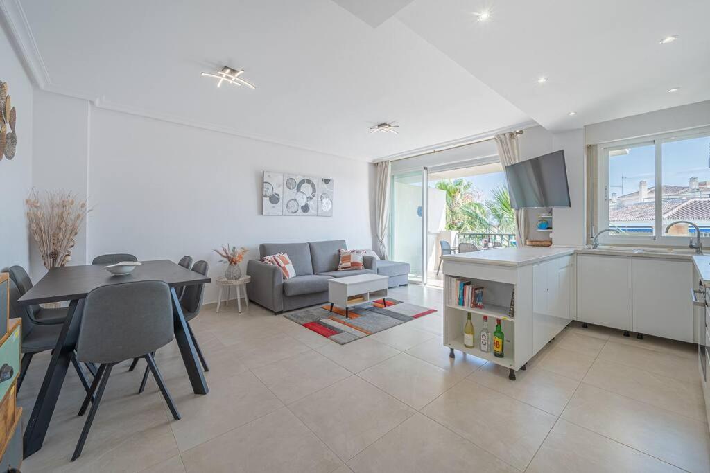 Appartement Flat -puerto Banus -6 A 8 Persons-pool-parking Marbellac
