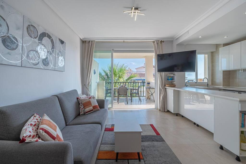 Flat -puerto Banus -6 A 8 Persons-pool-parking * Marbellac