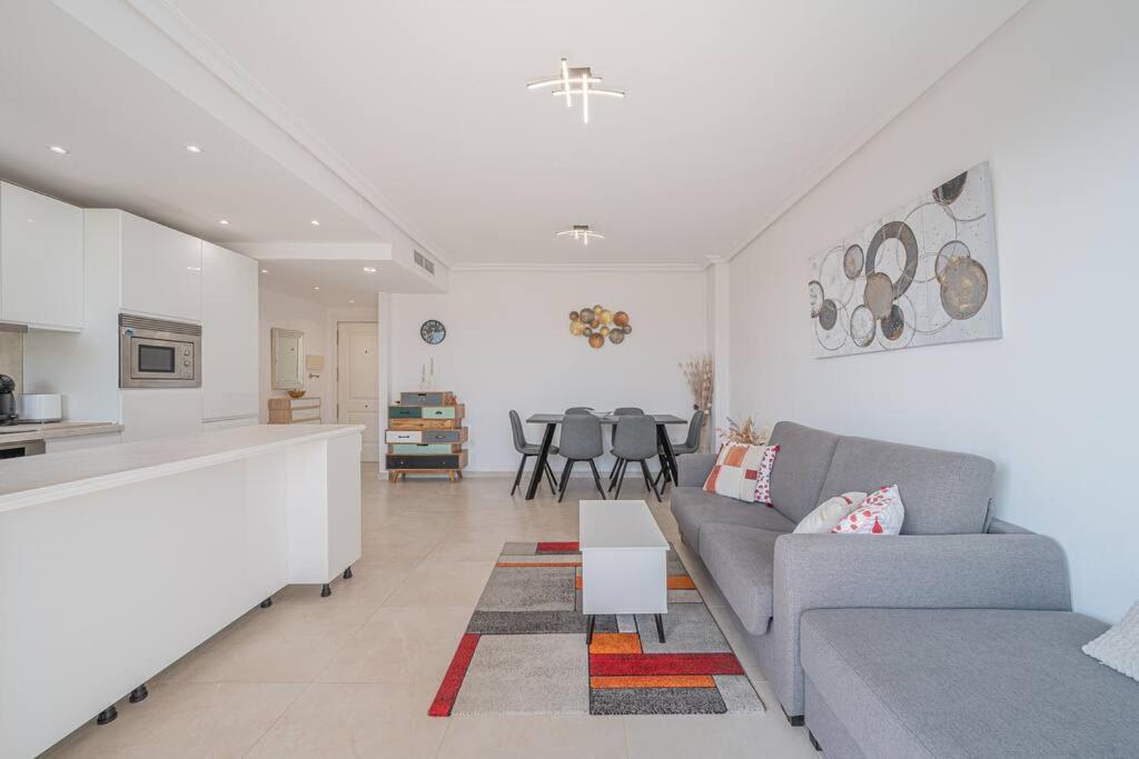 Appartement Flat -puerto Banus -6 A 8 Persons-pool-parking