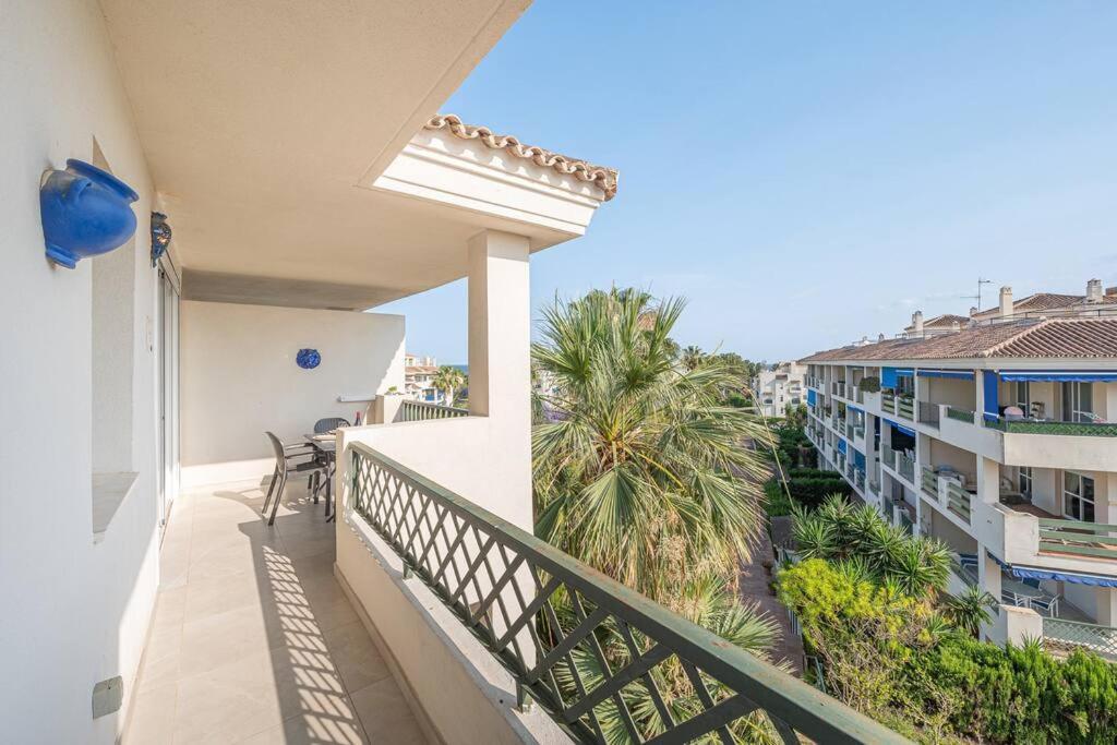 Flat -puerto Banus -6 A 8 Persons-pool-parking Marbellac
